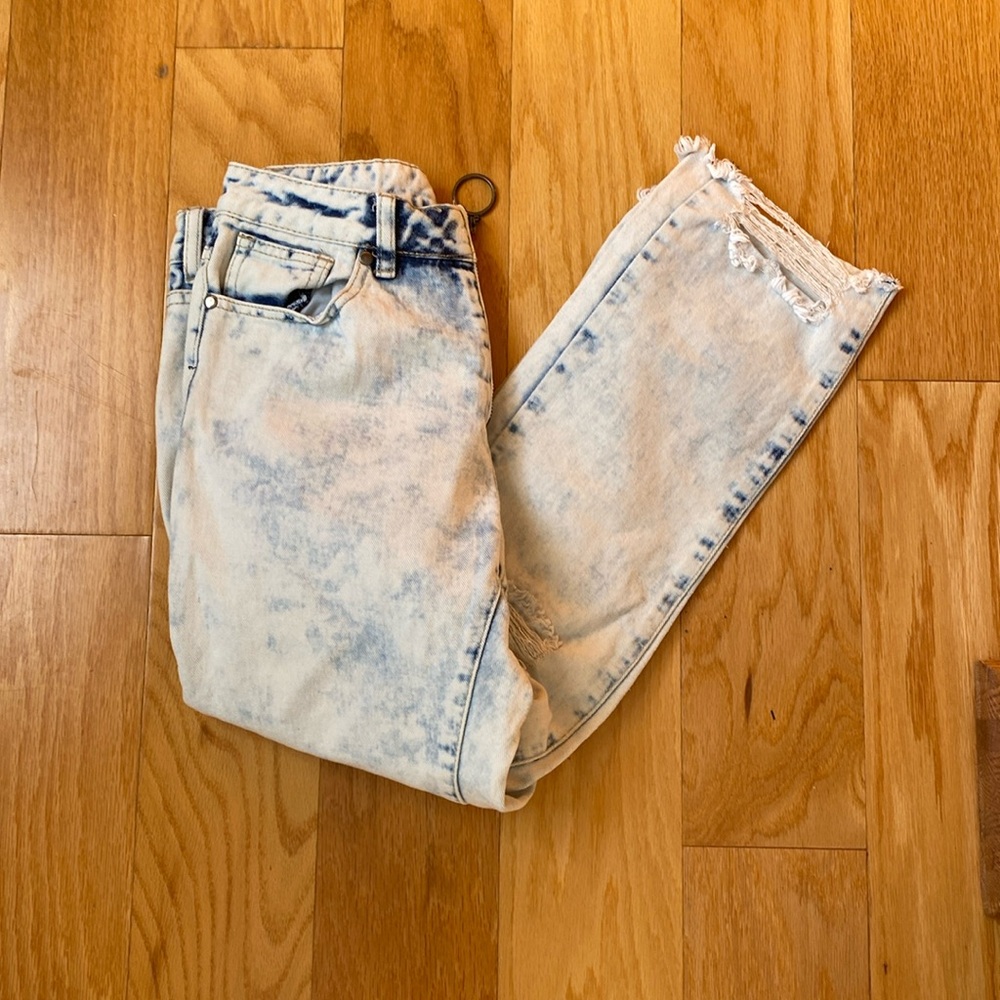 Fashion Nova size 5 All Over it Boyfriend Jeans Bleach blue wash  RJH2422